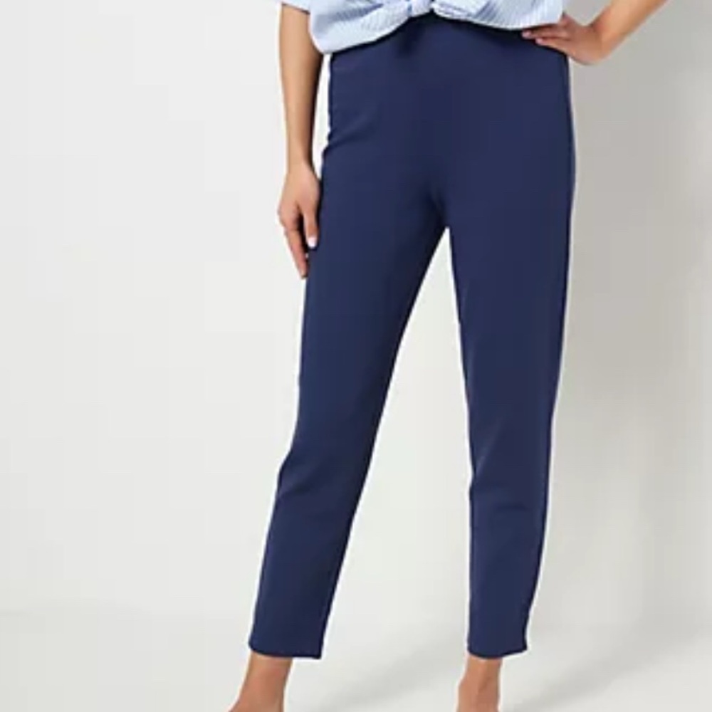 Joan Rivers Classic Navy Blue Cropped Pants / XL